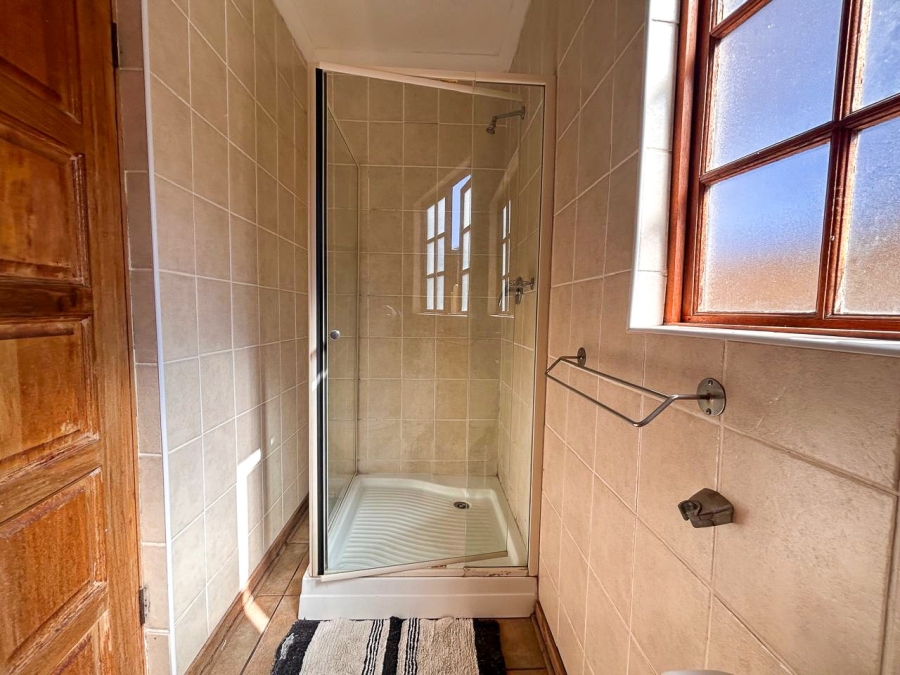 Commercial Property for Sale in Vyfhoek A H North West